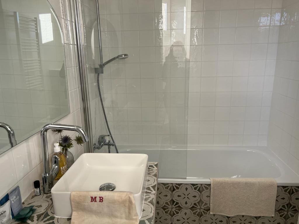 So Paris Group - Fully Serviced Apartment - Jardin Des Plantes - Heart Of Paris Bagian luar foto